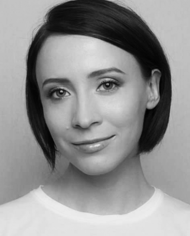 Юля Гребенкина