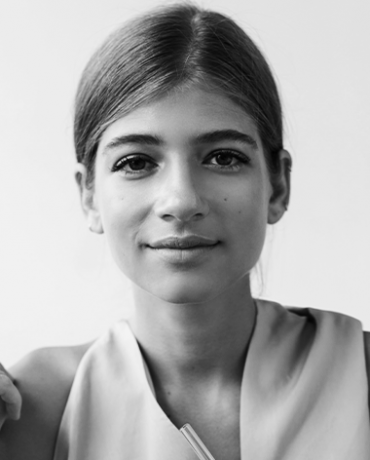 Саша Новикова